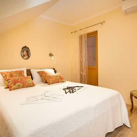 Valdibora Sea View Residence Rovinj Bagian luar foto