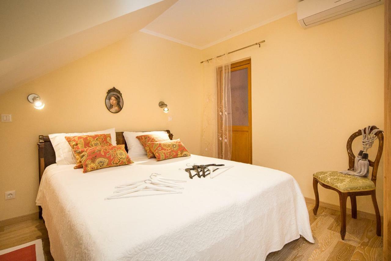Valdibora Sea View Residence Rovinj Bagian luar foto