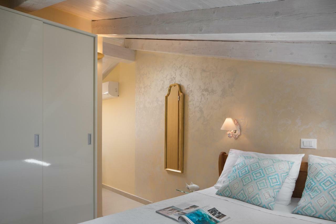 Valdibora Sea View Residence Rovinj Bagian luar foto