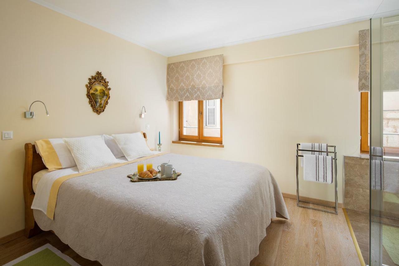 Valdibora Sea View Residence Rovinj Bagian luar foto