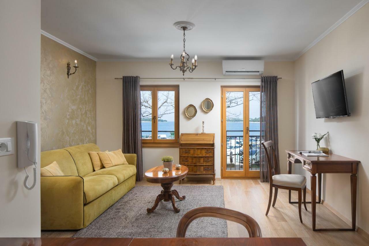 Valdibora Sea View Residence Rovinj Bagian luar foto